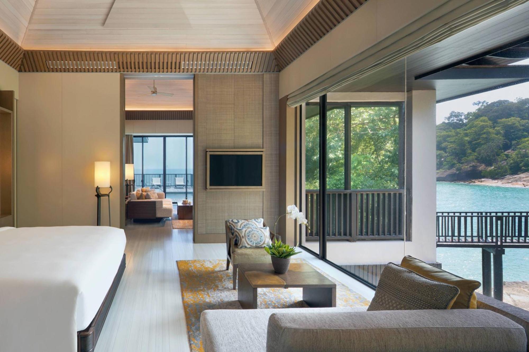 The Ritz-Carlton, Langkawi Hotel Buitenkant foto The interior of a suite at The Intercontinental Hong Kong