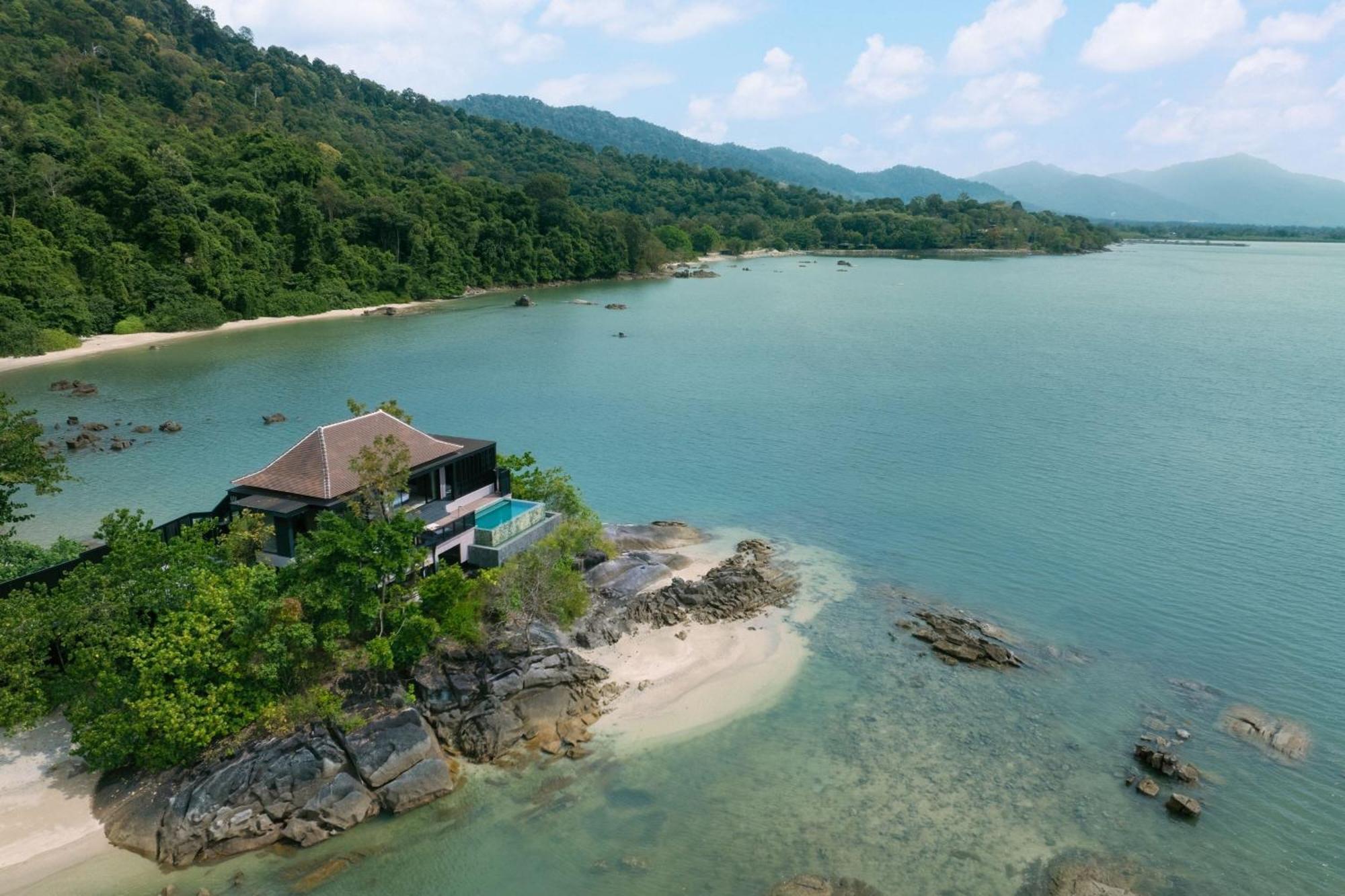 The Ritz-Carlton, Langkawi Hotel Buitenkant foto The Residence, Pangkor Laut Resort